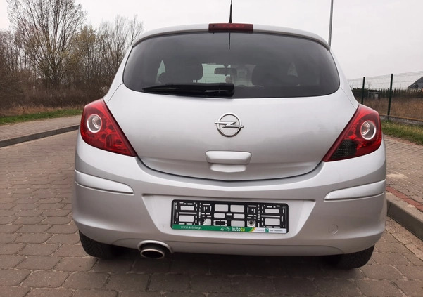 Opel Corsa cena 18500 przebieg: 118300, rok produkcji 2012 z Bodzentyn małe 301